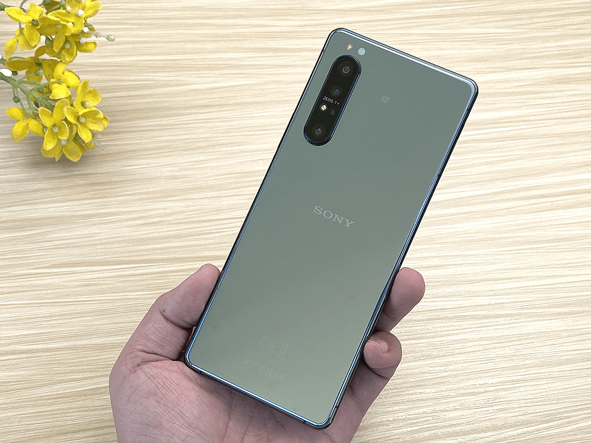 Sony Xperia 1 II 鏡湖綠 12GB 高效升級版開箱 (ifans 林小旭) (1).png