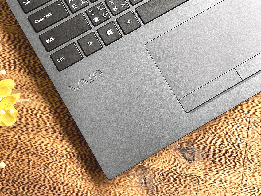 VAIO® FE15 筆記型電腦開箱 (ifans 林小旭) (5).png