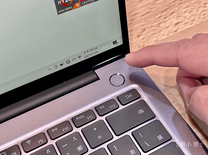HUAWEI MateBook 14 輕薄筆電 (ifans 林小旭) (18).png