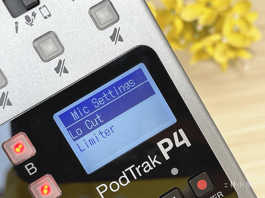 Zoom PodTrak P4 Podcast 錄音機開箱 (ifans 林小旭) (44).png