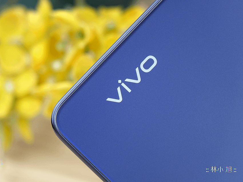 vivo V21 智慧型手機開箱 (ifans 林小旭) (18).png