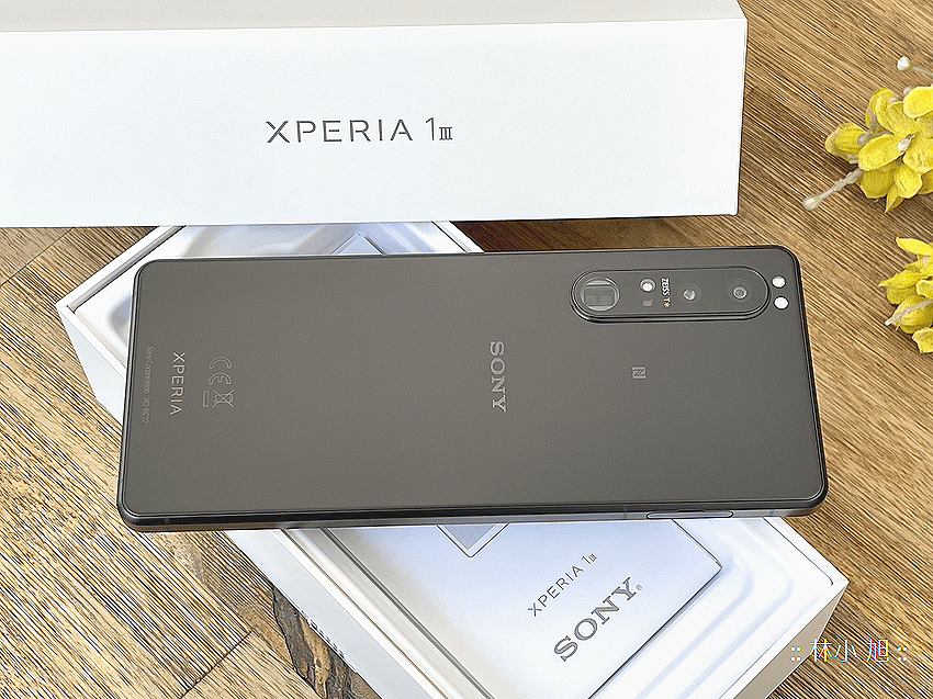 Sony Xperia 1 III 智慧型手機開箱 (ifans 林小旭) (1).png