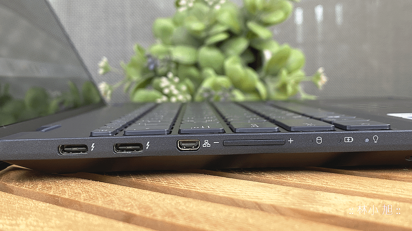 ASUS ExpertBook B5 商用筆電開箱 (ifans 林小旭) (17).png