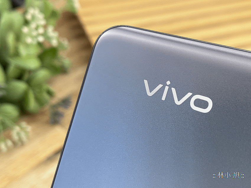 vivo Y76 5G 開箱 (ifans 林小旭) (21).png