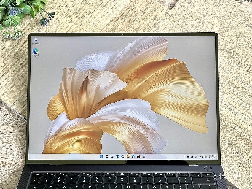 HUAWEI 旗艦 MateBook X Pro  筆記型電腦開箱 (ifans 林小旭) (17).png