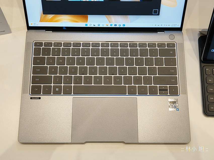 HUAWEI MateBook 筆記型電腦 (ifans 林小旭) (4).png