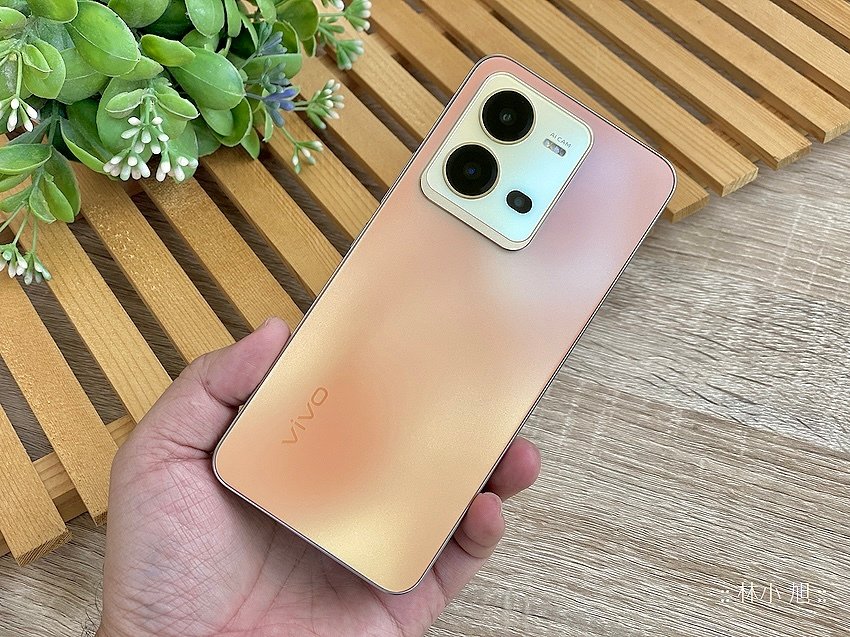 vivo V25 與 V25 Pro 開箱 (ifans 林小旭) (25).png