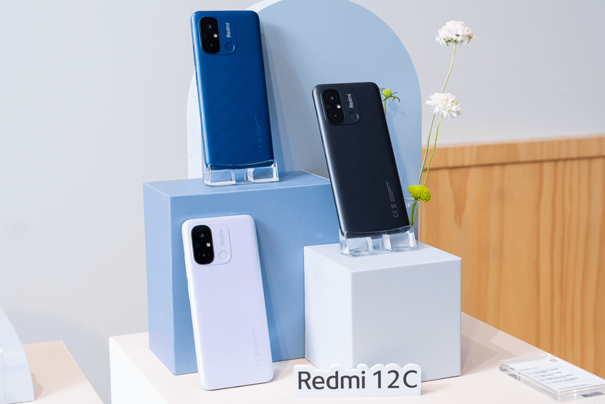 Redmi 12C搭載聯發科 Helio G85 處理器，提供最高達4GB + 3GB的可擴展記憶體，以應付想嘗試新遊戲的即時需求或有效提升啟動App速度。.png