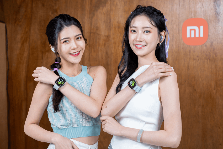 5. Redmi Watch 4 的螢幕從上一代的 1.75 吋升級到了 1.97 吋 AMOLED，螢幕占比 74.8_，顯示面積相較上一代提升 25_。系統也升級為小米澎湃OS，提供更智慧的跨裝置串連體驗。.png