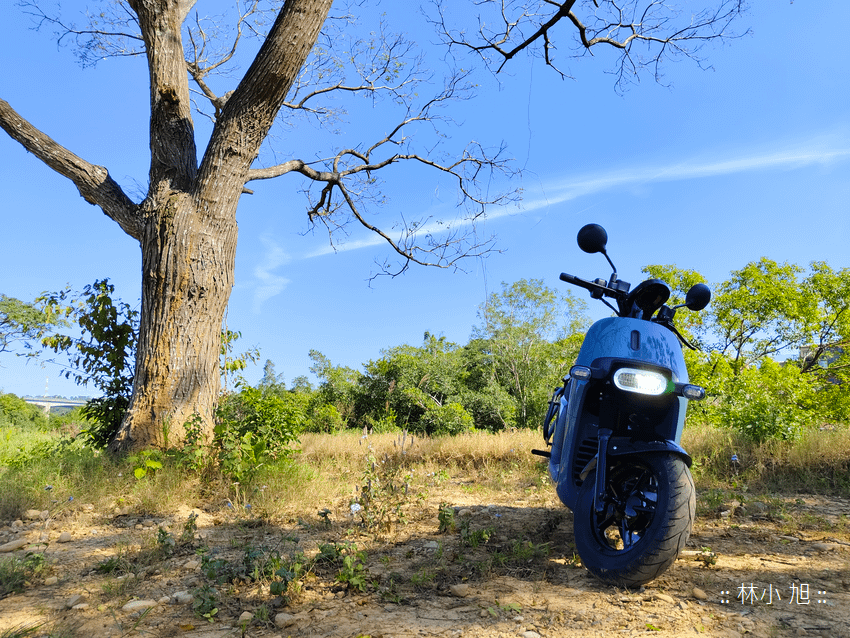 Gogoro CrossOver 二輪界跨界休旅電動機車試駕 (ifans 林小旭) (10).png