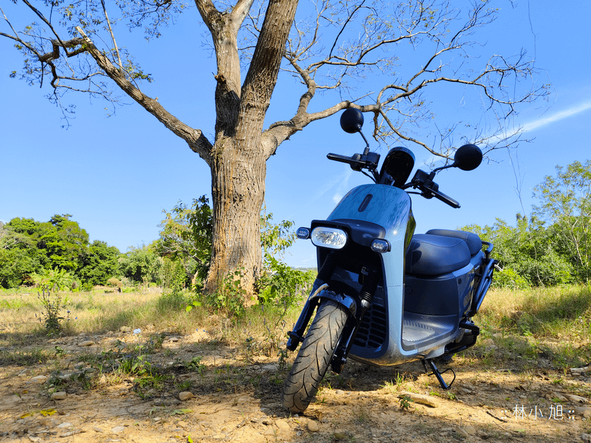 Gogoro CrossOver 二輪界跨界休旅電動機車試駕 (ifans 林小旭) (9).png