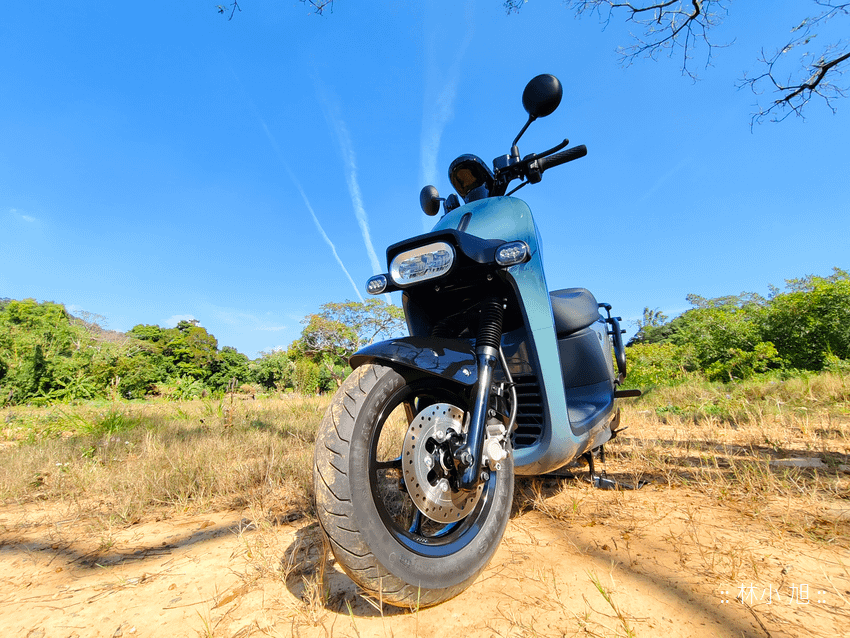 Gogoro CrossOver 二輪界跨界休旅電動機車試駕 (ifans 林小旭) (39).png