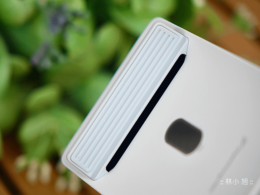 vivo 第二代 50W 立式無線充電座開箱 (ifans 林小旭) (17).png