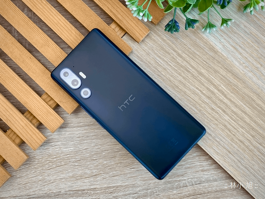 HTC U24 pro 智慧型手機開箱評測分享 (ifans 林小旭) (1).png