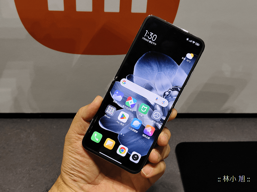 小米 Xiaomi MIX Flip 摺疊機 (ifans 林小旭) (2).png