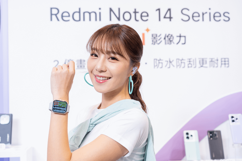 7.Redmi Watch 5 擁有 Redmi Watch 系列歷來最大的 2.07 英寸 AMOLED 螢幕，結合 1500nits 亮度、60Hz 刷新率 與 324 ppi 高解析度，即使在陽光下也能清晰可見！.png