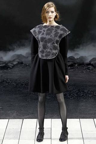 chanelfall61_(640_x_480).jpg