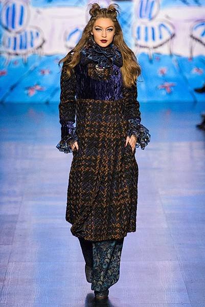 Anna Sui.jpg