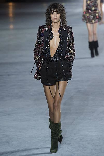 Saint Laurent 2018 SS-Mica Arganaraz.jpg