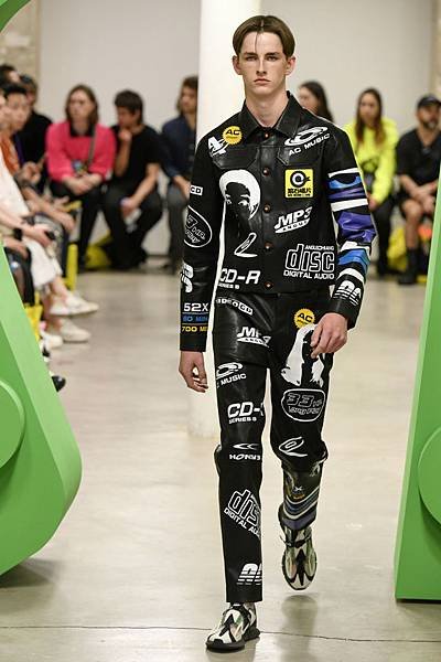 angus-chiang-men-spring-2020-paris-fashion-week-pfw-021.jpg