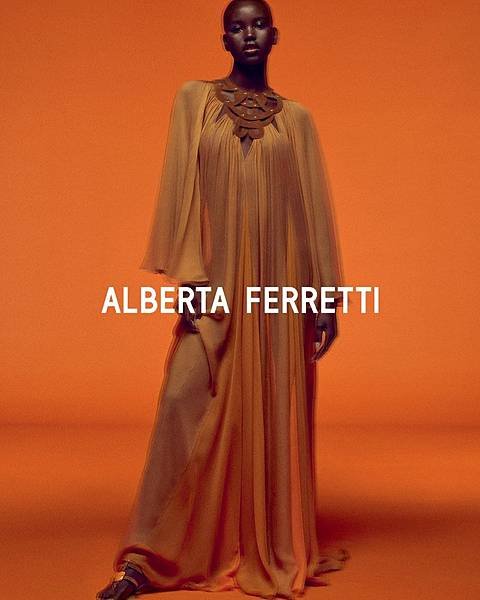 Alberta-Ferretti-Spring-Summer-2020-Campaign07.jpg