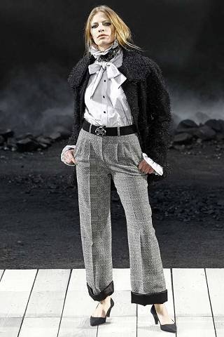 chanelfall16_(640_x_480).jpg