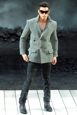 chanelfall74_(640_x_480).jpg