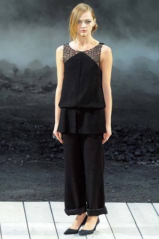 chanelfall64_(640_x_480).jpg