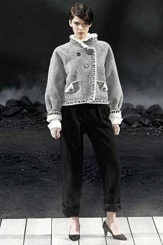 chanelfall20_(640_x_480).jpg