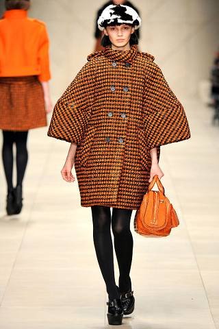 burberryfall17_(640_x_480).jpg