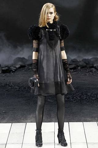 chanelfall57_(640_x_480).jpg