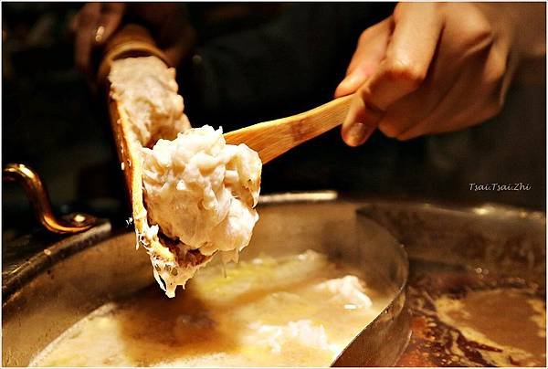 [新北板橋]有乾人鴛鴦麻辣火鍋|香麻麻辣鍋x東北酸白菜鴛鴦鍋