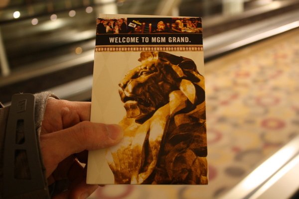 MGM Grand-卡片套.JPG