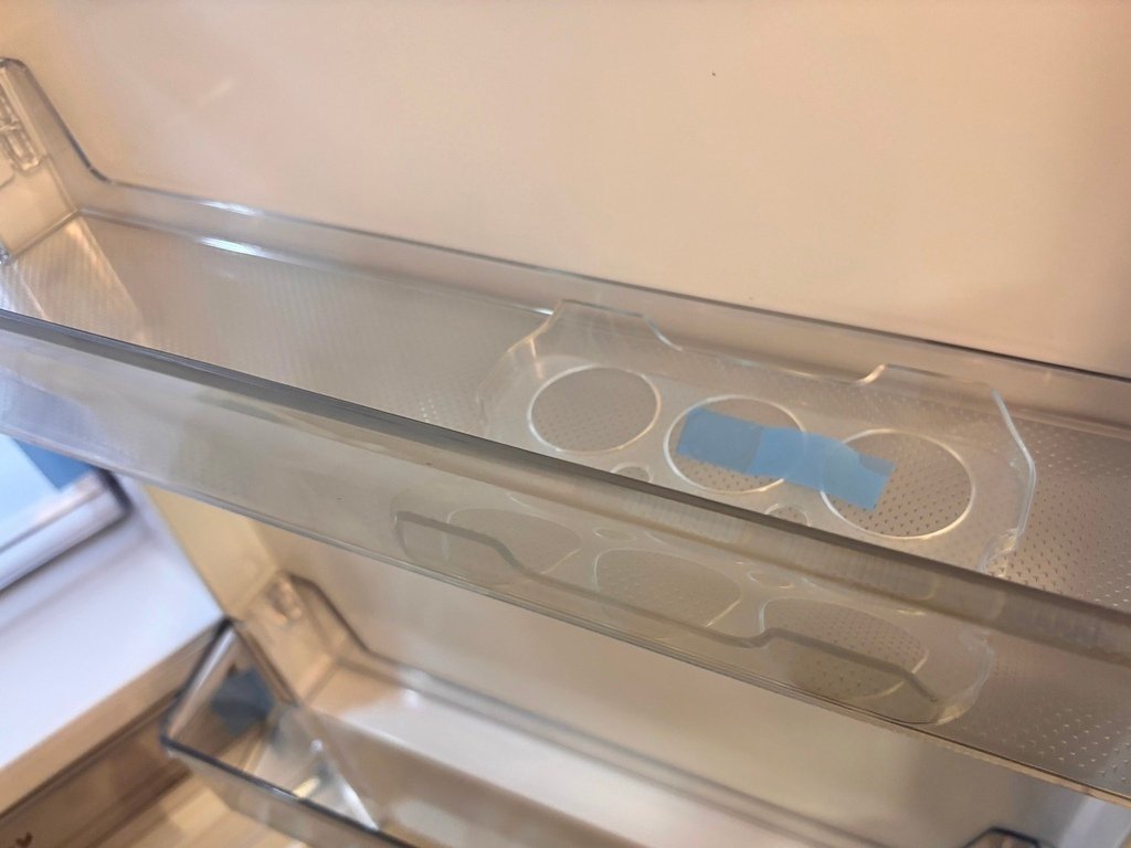 小廚房煥然一新！【奇美電冰箱UR-B330VB】時尚窄身、上