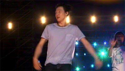 626f41b0tw6dbcjzyszrgg.gif