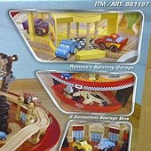 981197 KidKraft Disney Cars Radiator Springs Race Track and Play Table 迪士尼汽車總動員軌道車組 126x86x40公分 90件以上零件 3歲以上 4479 04.jpg