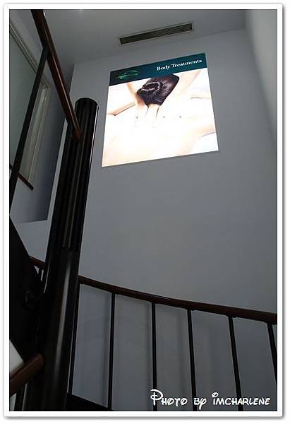 03 STAIRS.JPG