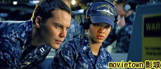 超級戰艦 異形海戰劇照│超级战舰剧照Battleship1泰勒基奇 Taylor Kitsch◎蕾哈娜 Rihanna新+