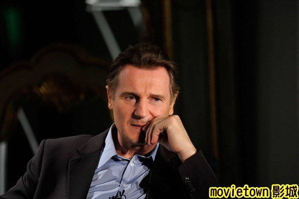 超級戰艦 異形海戰│超级战舰Battleship6連恩尼遜 liam neeson0