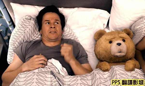 電影熊麻吉劇照│賤熊30劇照│泰迪熊剧照Ted-3馬克華柏格 Mark Wahlberg◎塞思麥克法蘭 Seth MacFarlane新+