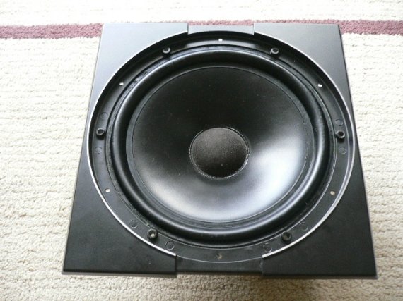 KEF 單體 - 1.jpg