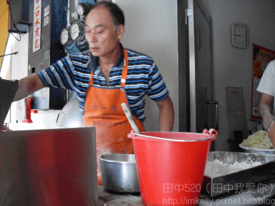田中一口水煎包-老闆.png