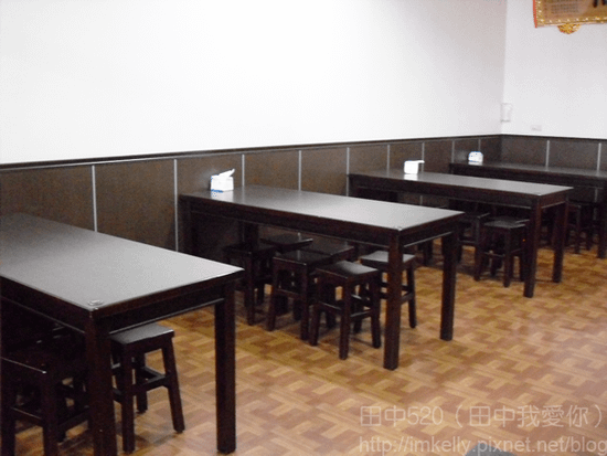 佳信牛肉麵館-店內裝璜.png
