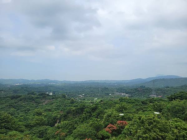 台南市東山區│174翼騎士驛站/西口小瑞士★我與多莉的台3線