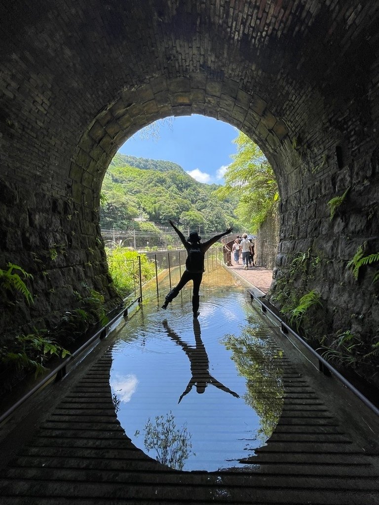 新北瑞芳｜搭火車去爬山｜夢幻三貂嶺（三貂嶺夢幻寺-夢幻瀑布-