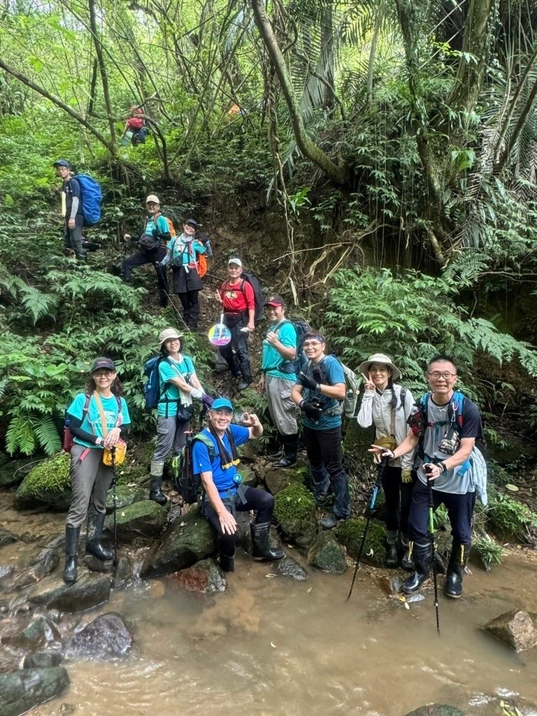 新北石碇｜搭公車去爬山｜一坑越嶺古道(紙寮坑古道-九層坪-耳