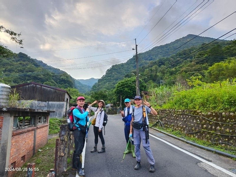 新北石碇｜搭公車去爬山｜一坑越嶺古道(紙寮坑古道-九層坪-耳