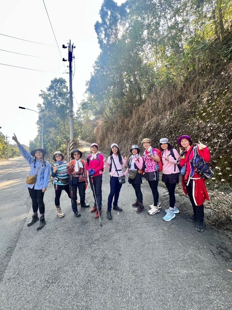 台中｜小百岳集起來-一日三座小百岳｜阿罩霧山-聚興山、新田登