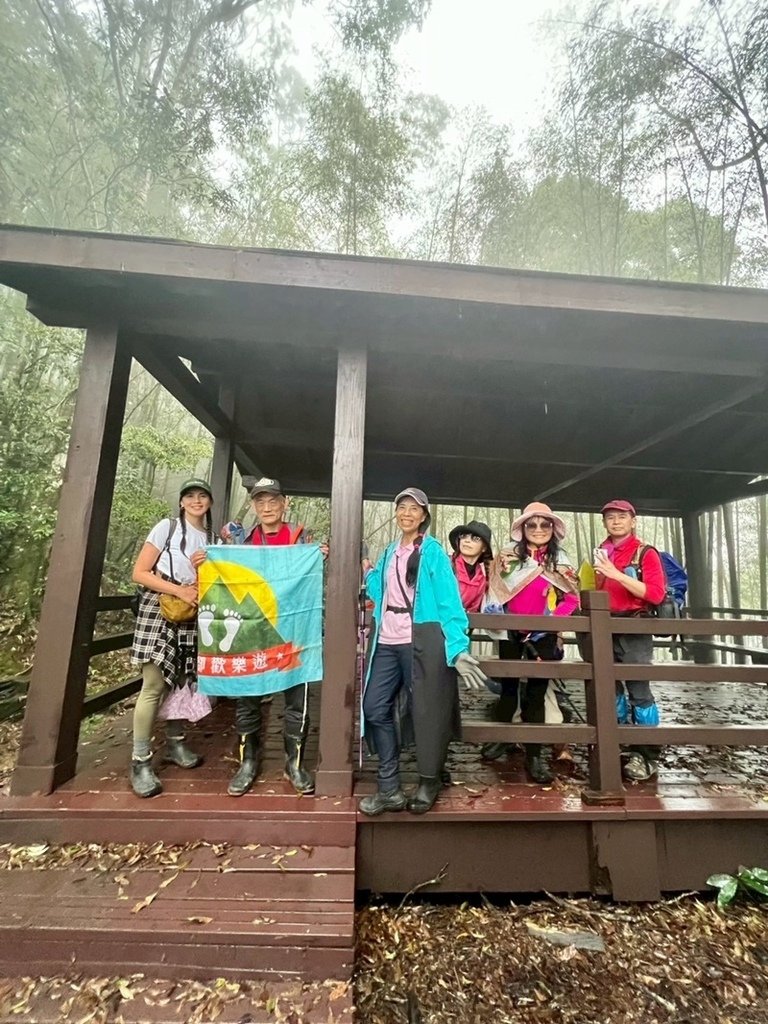 雲林古坑｜小百岳集起來｜荷苞山-嘉南雲峰、石壁山登山步道-九
