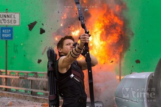 The Avengers-Hawkeye (7)